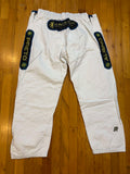 Albino and Preto RS Comp GON • White • A4 • BARELY USED