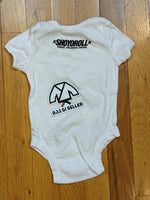 Shoyoroll x A&P Short-Sleeve Baby Onesie 6-12 Months • White • BARELY USED