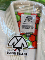 Albino and Preto Batch 76 TMNT • White • M3 • BRAND NEW