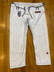 Shoyoroll Batch 27 T-BONE • White • A2 • BARELY USED – BJJ Gi Seller